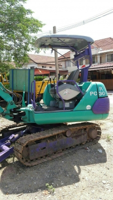 ขายรถแมคโค PC-30-7 สภาพเดิมๆ พร้อมลายหัวเจาะแทรกเหล็กรถสวยชื้อเก่านอกมาไม่นาน