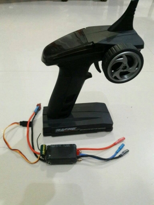 ชุดไฟพร้อมวิทยุFT012 สภาพสมบูรณ์  ราคา800 พร้อมส่ง