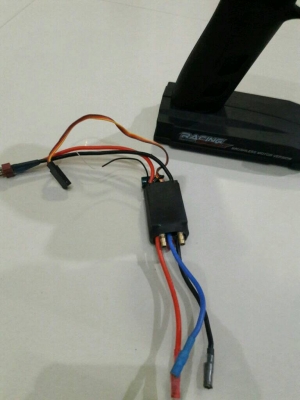 ชุดไฟพร้อมวิทยุFT012 สภาพสมบูรณ์  ราคา800 พร้อมส่ง