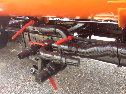 ISUZU 6ล้อรถน้ำ  NPR (130แรง) เครื่องดี ยางดี ครัทซีสวย ขาย 560,000 บาท ศุภากร 081-1903107 , 081-4252943