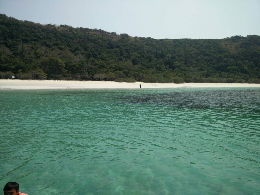 บริการเรือตกปลา บ้านบางเสร่ อ.สัตหีบ จ.ชลบุรี