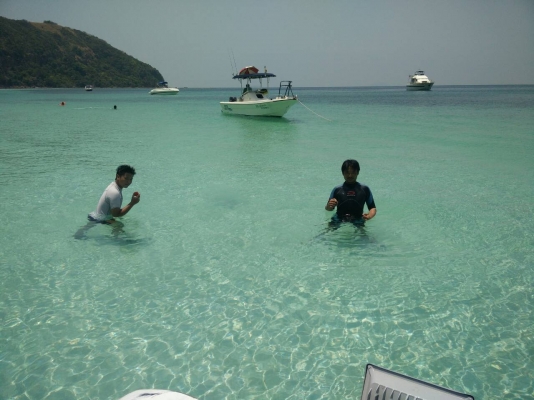 บริการเรือตกปลา บ้านบางเสร่ อ.สัตหีบ จ.ชลบุรี