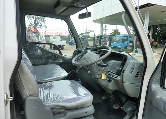 SY-177 MITSUBISHI CANTER หัวครัชซี 4 ล้อ รถสวยสภาพพร้อมใชั