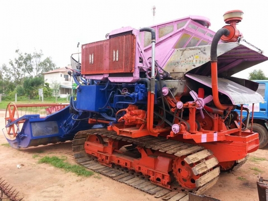 ขายรถเกี่ยวข้าว อู่สอทวี อุ้ม2.5ตัน เครื่อง185แรง ตัวเดิน12 ปั้ม22ไดกิ้น ช่วงล่างดี โซ่ใบแท็คดี ปั้มดี สภาพพร้อมใช้งาน ราคา520,000 สนใจโทร 090-8588220คุณนะ 093-3258446คุณบิว หรือเข้าดูสินค้าอื่นๆได้ที่ www.narong2truck.com หรือ www.truck.in.th/498 หรือเพจ