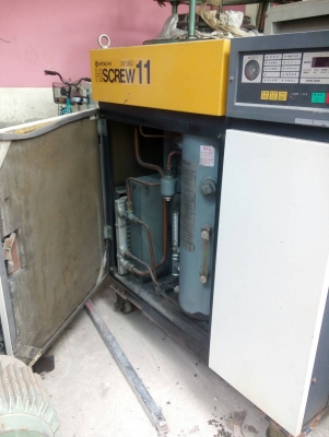 ขายปั๊มลมโรตารี่สกรู HITACHI  15 HP ( รับประกัน 1 ปี )