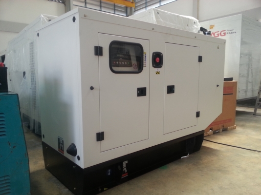 เครื่องปั่นไฟ 22 KVA 3เฟส