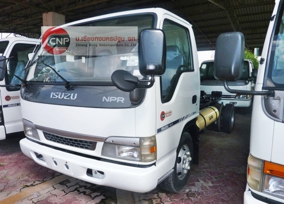 SY-206 ISUZU NPR การ์ตูน หัวครัชซี 6 ล้อ รถสวยสภาพพร้อมใชั