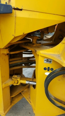 ขายรถตัก Komatsu WA300-1 , 6000 ชั่วโมง สภาพสวย พร้อมใช้งาน ราคาดี