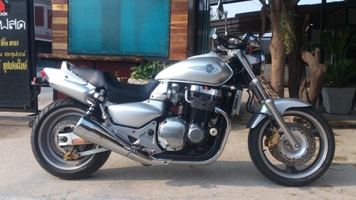 Honda X4 1300 ปี 2000 สพม Honda X4 1300 ปี 2000 สพม