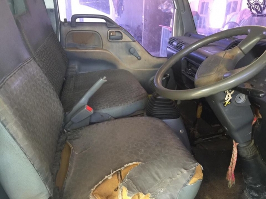 6 ล้อดั้ม 100 แรง ISUZU NKR55EY5 ปลายปี 49 รถห้างแท้เดิมๆ มือเดียวป้ายแดง เล่มติดมือ