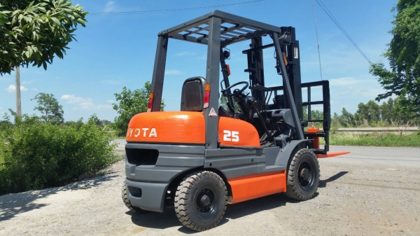 ขายด่วนรถยก TOYOTA 6FD20ดีเซลยกได้2.5ตันยกสูง3เมตรงากะดกเทได้ยางตัน4เส้นรถนอกเพิ่งเข้ามายังไม่เคยใช้งานในเมืองไทยเลย ขายด่วนรถยก TOYOTA 6FD20ดีเซลยกได้2.5ตันยกสูง3เมตรงากะดกเทได้ยางตัน4เส้นรถนอกเพิ่งเข้ามายังไม่เคยใช้งานในเมืองไทยเลย