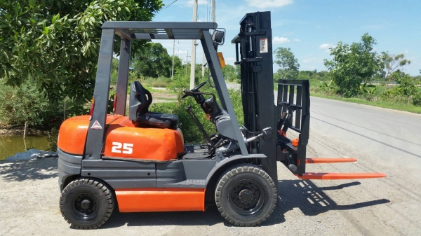 ขายด่วนรถยก TOYOTA 6FD20ดีเซลยกได้2.5ตันยกสูง3เมตรงากะดกเทได้ยางตัน4เส้นรถนอกเพิ่งเข้ามายังไม่เคยใช้งานในเมืองไทยเลย ขายด่วนรถยก TOYOTA 6FD20ดีเซลยกได้2.5ตันยกสูง3เมตรงากะดกเทได้ยางตัน4เส้นรถนอกเพิ่งเข้ามายังไม่เคยใช้งานในเมืองไทยเลย