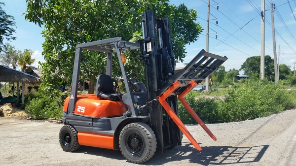 ขายด่วนรถยก TOYOTA 6FD20ดีเซลยกได้2.5ตันยกสูง3เมตรงากะดกเทได้ยางตัน4เส้นรถนอกเพิ่งเข้ามายังไม่เคยใช้งานในเมืองไทยเลย ขายด่วนรถยก TOYOTA 6FD20ดีเซลยกได้2.5ตันยกสูง3เมตรงากะดกเทได้ยางตัน4เส้นรถนอกเพิ่งเข้ามายังไม่เคยใช้งานในเมืองไทยเลย