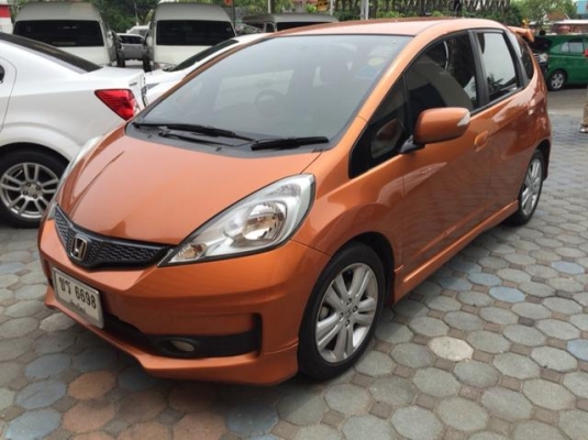 Honda jazz 1.5 sv รุ่น TOP สุด รถสวยแน่นอนคร่ะ  ออกรถไม่ยุ่งยาก อนุมัติเร็ว ไม่ต้องกังวล ผ่านทุกเคส คลิก