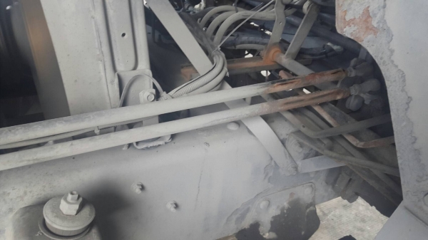 รถนิสสัน 10 ล้อ ตู้เย็น 180 แรงม้า. ปี 37 - 39. , ( มี ขาย 2 คัน. )    สนใจติดต่อ  081 - 6079515