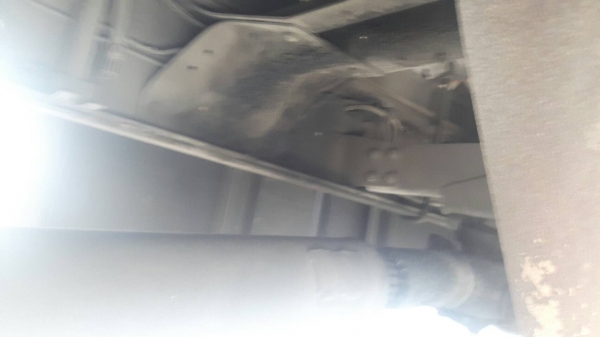 รถนิสสัน 10 ล้อ ตู้เย็น 180 แรงม้า. ปี 37 - 39. , ( มี ขาย 2 คัน. )    สนใจติดต่อ  081 - 6079515