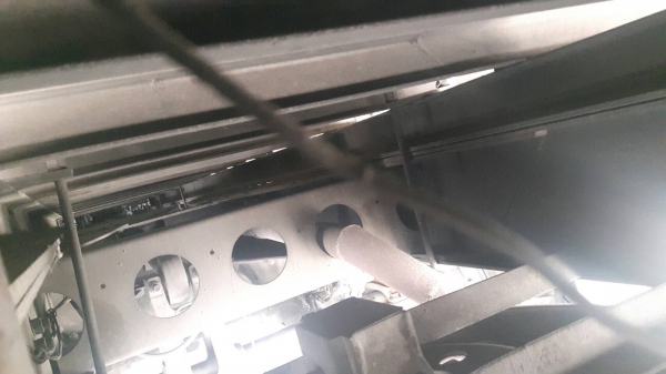 รถนิสสัน 10 ล้อ ตู้เย็น 180 แรงม้า. ปี 37 - 39. , ( มี ขาย 2 คัน. )    สนใจติดต่อ  081 - 6079515