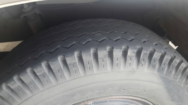 รถนิสสัน 10 ล้อ ตู้เย็น 180 แรงม้า. ปี 37 - 39. , ( มี ขาย 2 คัน. )    สนใจติดต่อ  081 - 6079515