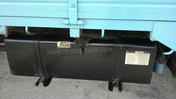 รถ 6 ล้อมีคอกเหล็ก ยี่ห้อ ISUZU รุ่น NKR รถห้างแท้ เครื่อง 4Be1 110 เเรงม้า