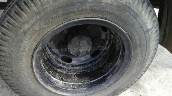 รถ 6 ล้อมีคอกเหล็ก ยี่ห้อ ISUZU รุ่น NKR รถห้างแท้ เครื่อง 4Be1 110 เเรงม้า