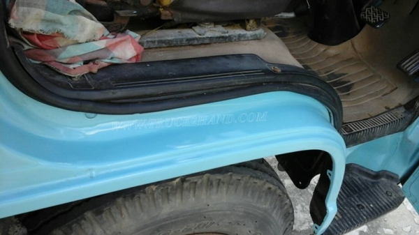 รถ 6 ล้อมีคอกเหล็ก ยี่ห้อ ISUZU รุ่น NKR รถห้างแท้ เครื่อง 4Be1 110 เเรงม้า