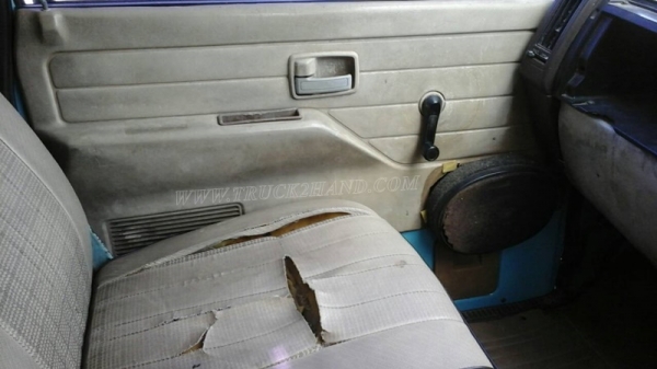 รถ 6 ล้อมีคอกเหล็ก ยี่ห้อ ISUZU รุ่น NKR รถห้างแท้ เครื่อง 4Be1 110 เเรงม้า