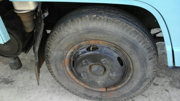 รถ 6 ล้อมีคอกเหล็ก ยี่ห้อ ISUZU รุ่น NKR รถห้างแท้ เครื่อง 4Be1 110 เเรงม้า