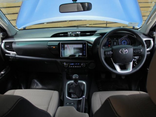 TOYOTA Revo Smart Cab 2.4G Prerunner มองหารถคันนี้ รถคุณภาพแน่นอน ออกรถง่าย อนุมัติเร็ว ทักจิ๊ฟมาได้น่ะคร่ะ