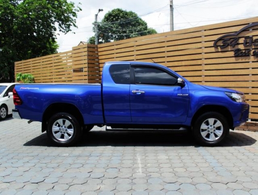 TOYOTA Revo Smart Cab 2.4G Prerunner มองหารถคันนี้ รถคุณภาพแน่นอน ออกรถง่าย อนุมัติเร็ว ทักจิ๊ฟมาได้น่ะคร่ะ