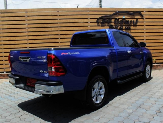 TOYOTA Revo Smart Cab 2.4G Prerunner มองหารถคันนี้ รถคุณภาพแน่นอน ออกรถง่าย อนุมัติเร็ว ทักจิ๊ฟมาได้น่ะคร่ะ