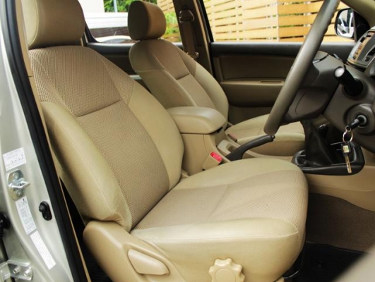 Vigo Champ Double Cab 2.5E 4x4 มองหารถคันนี้ รถคุณภาพแน่นอน ออกรถง่าย อนุมัติเร็ว ทักจิ๊ฟมาได้น่ะคร่ะ