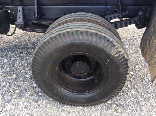 รถบรรทุก 6 ล้อดั้ม 5 คิว ISUZU NPR เครื่อง 110 แรง