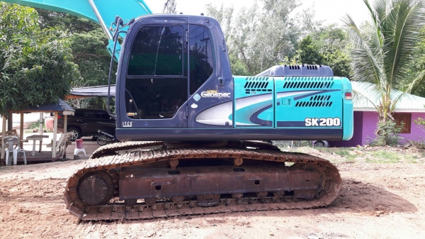 ขายด่วน!! Kobelco sk200-8 YN-11 สภาพสวยค่ะ