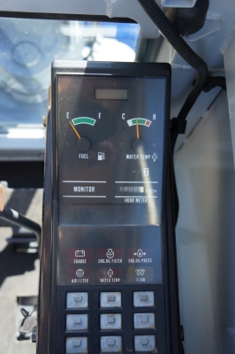 ขายรถขุดMITSUBISHI ME30 ปั๊มนิ้ว คอนโทรลสั้น