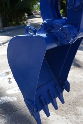 ขายรถขุดMITSUBISHI ME30 ปั๊มนิ้ว คอนโทรลสั้น