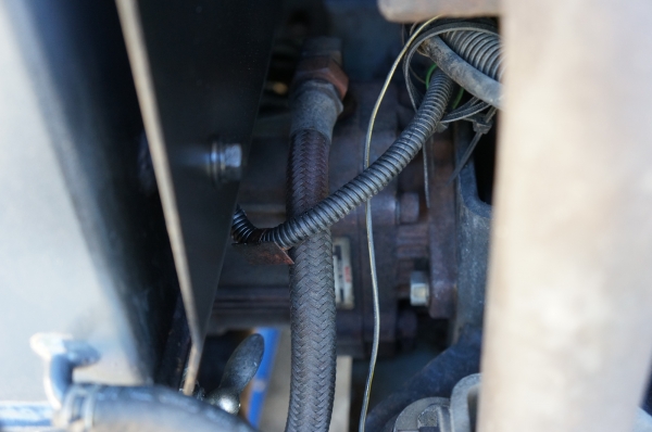 ขายรถขุดMITSUBISHI ME30 ปั๊มนิ้ว คอนโทรลสั้น