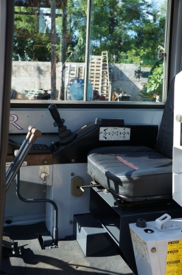 ขายรถขุดMITSUBISHI ME30 ปั๊มนิ้ว คอนโทรลสั้น