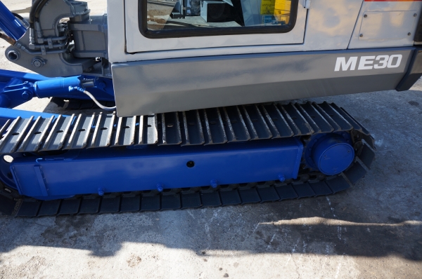 ขายรถขุดMITSUBISHI ME30 ปั๊มนิ้ว คอนโทรลสั้น