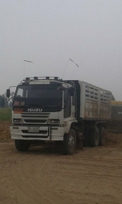 ขายรถพ่วงแม่ลูก ดั้ม270 ยูโรวันปี46 รถสวยสภาพดี เอกสารพร้อมโอน ราคา1,500,000 สนใจโทร 090-8588220คุณนะ 093-3258446คุณบิว หรือเข้าดูสินค้าอื่นๆได้ที่ www.narong2truck.com หรือ www.truck.in.th/498 หรือเพจFacebook ณรงค์ ซื้อขายรถมือสอง (เว็บไซต์ส่วนตัว) หรือF