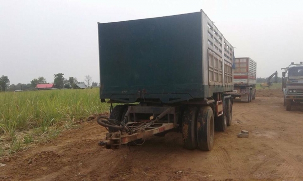 ขายรถพ่วงแม่ลูก ดั้ม270 ยูโรวันปี46 รถสวยสภาพดี เอกสารพร้อมโอน ราคา1,500,000 สนใจโทร 090-8588220คุณนะ 093-3258446คุณบิว หรือเข้าดูสินค้าอื่นๆได้ที่ www.narong2truck.com หรือ www.truck.in.th/498 หรือเพจFacebook ณรงค์ ซื้อขายรถมือสอง (เว็บไซต์ส่วนตัว) หรือF