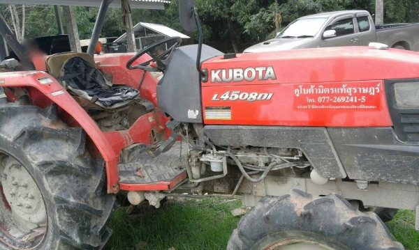 รถไถ KUBOTA  L4508. ( รถทำงาน 2,xxx ชม. )    สนใจติดต่อ  081 - 6079515