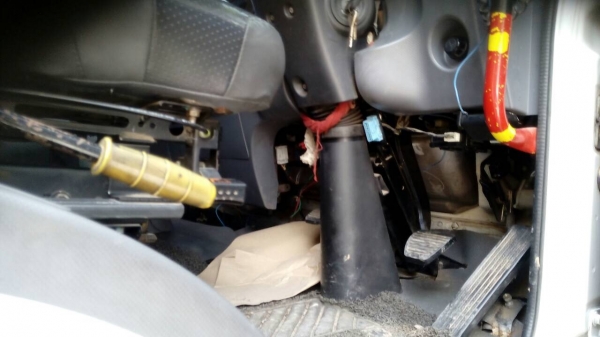 รถอีซูซุ 10 ล้อดั้ม FVZ 300 แรงม้า. ปี 54. , ( รถ วิ่ง 4xx,xxx. )     สนใจติดต่อ  081 - 6079515