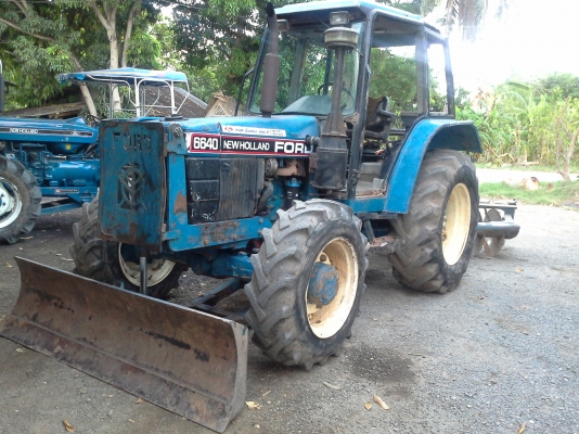 ขายฟอดร์ 6640 คาราโร่เกียรธรรมดา12&times;12ผานหน้าผานเจ็ด CMT พร้อมทะเบืยน