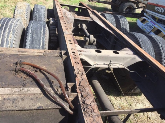 10 ล้อเพลาเดียว 220 แรง รถห้างแท้เดิมๆ เล่มพร้อมปี2537