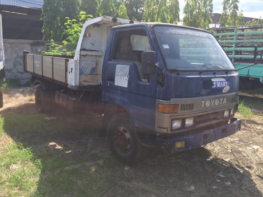 6 ล้อดั้ม 85 แรง TOYOTA DYNA เดิมๆสวยดี น่ารัก เล่มพร้อม