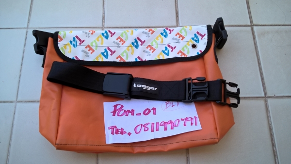 กระเป๋าสะพาย TAGGAR สีสดใส