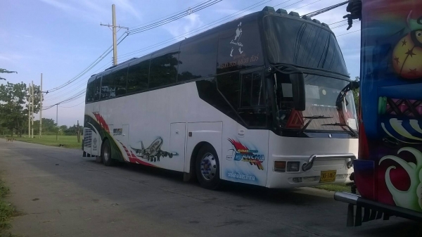 ขายรถบัสแอร์6ล้อ แบต 0895325391 ขายรถบัสแอร์6ล้อ แบต 0895325391