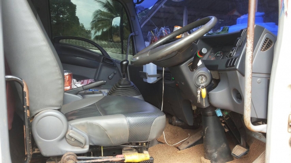 ขายหกล้อดั้ม ISUZU 240 แรง