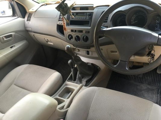 ขาย Toyota vigo แค๊ป ปี 05 เครื่องดีเซล 3000 E เกียร์ธรรมดา 4x4