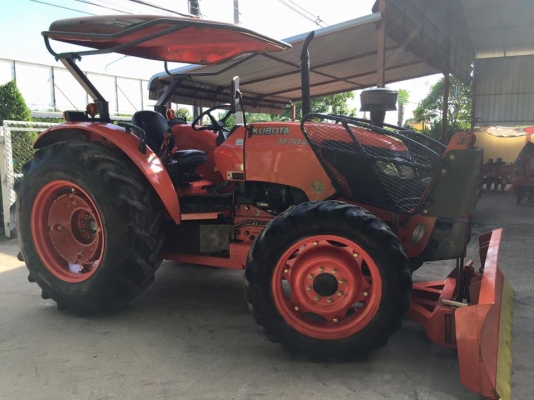 ขายรถไถ Kubota M7040 (4WD) พร้อมดันหน้า ผานพรวนCMT พร้อมใช้งานครับ